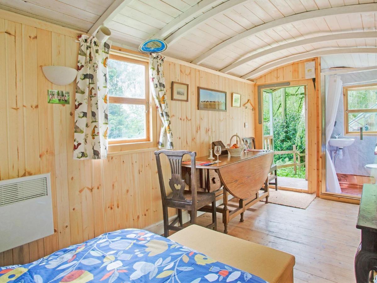 Hill View Holiday Home With Garden ทอนทัน ภายนอก รูปภาพ