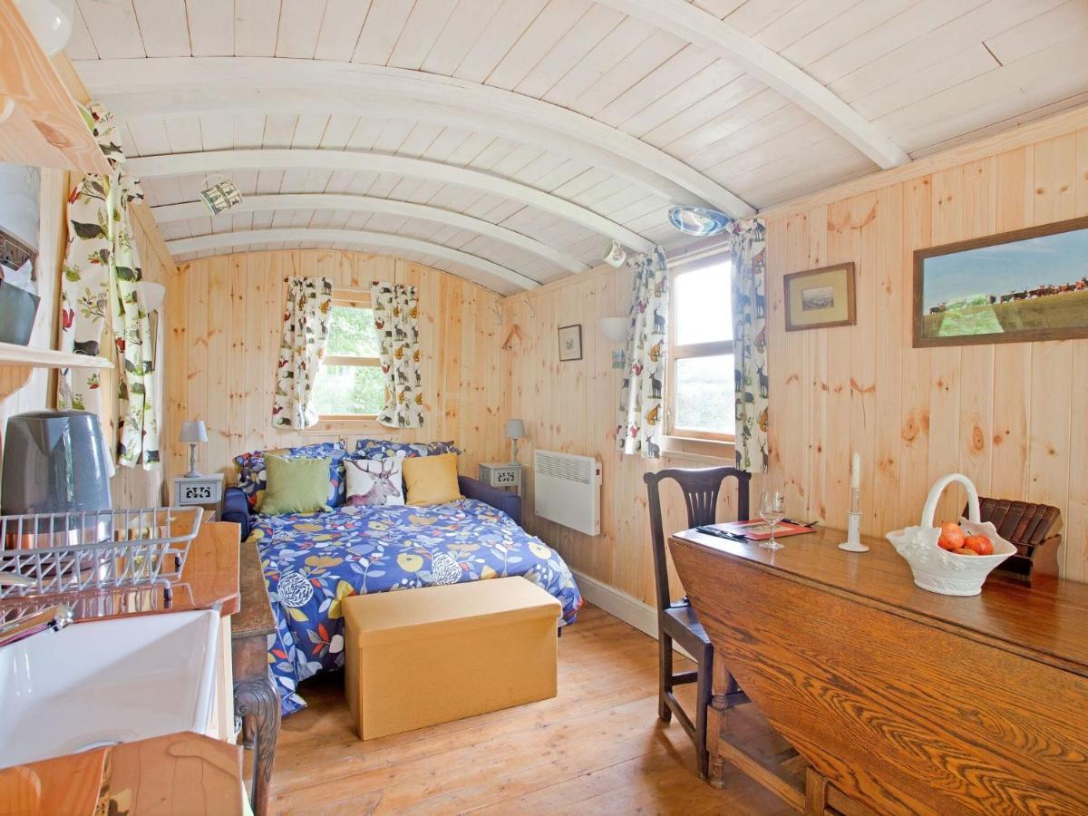 Hill View Holiday Home With Garden ทอนทัน ภายนอก รูปภาพ